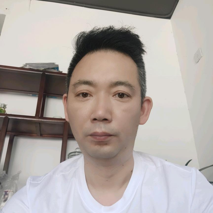 逸舒家具章高平