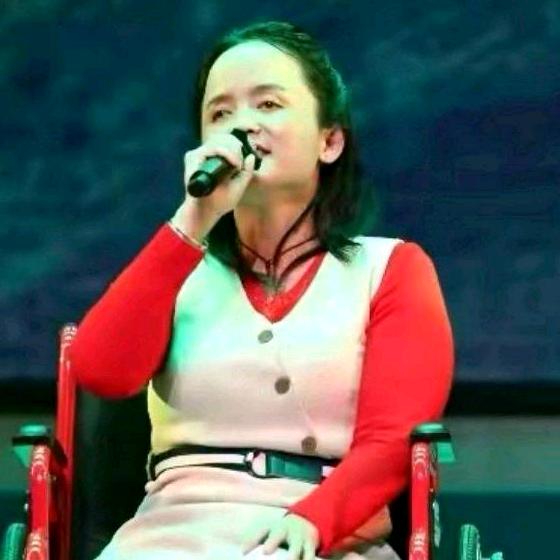 莹莹♿️（小号）