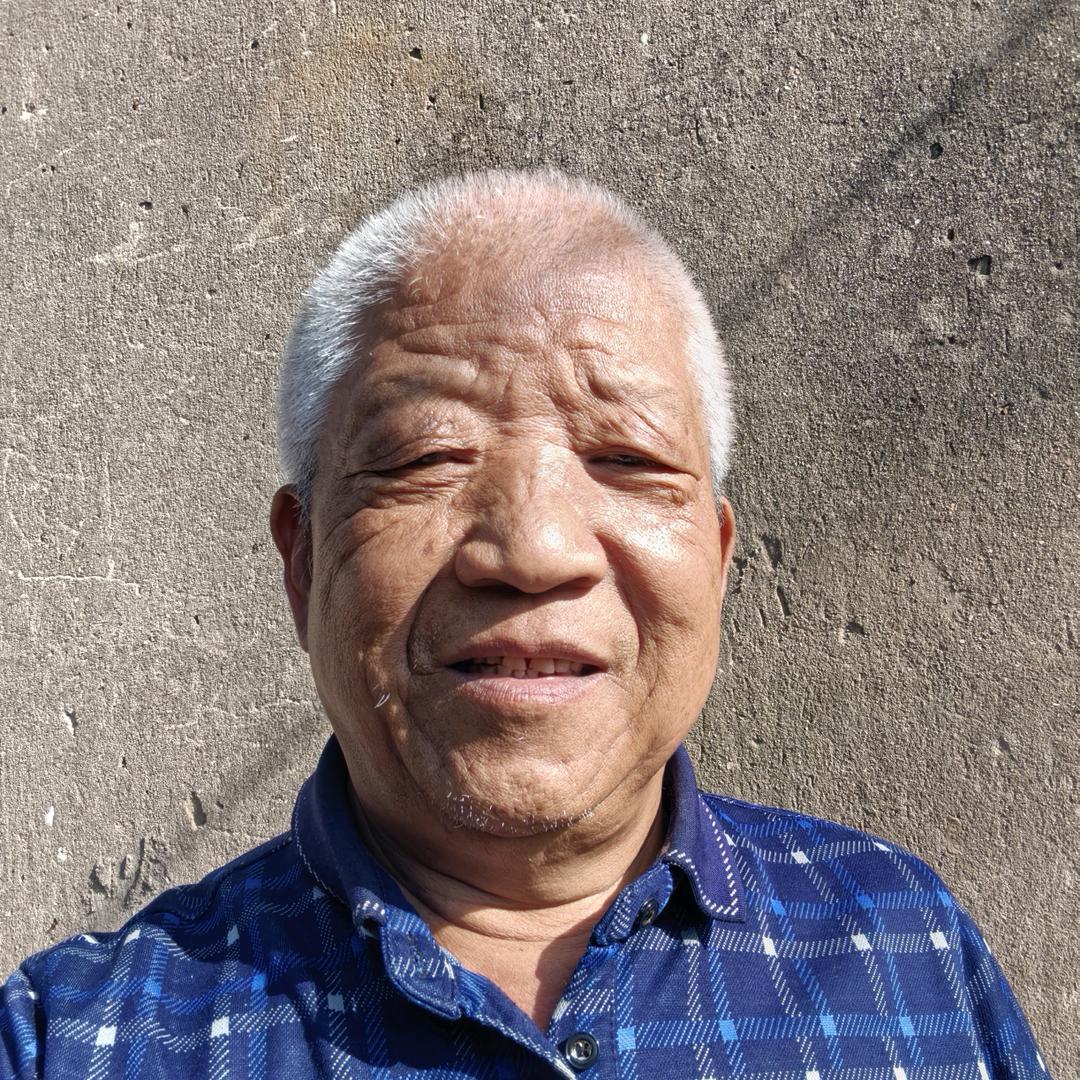 我叫一问三不知退休工资不够用