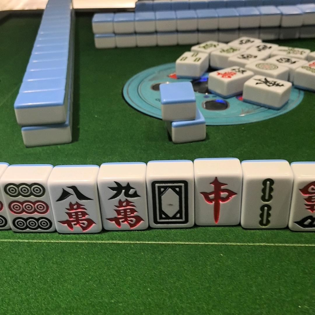 海口龙华区真圣佳商贸商行（个体工商户）