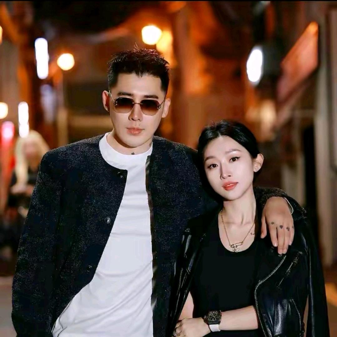 杨圣坤  穿搭推荐