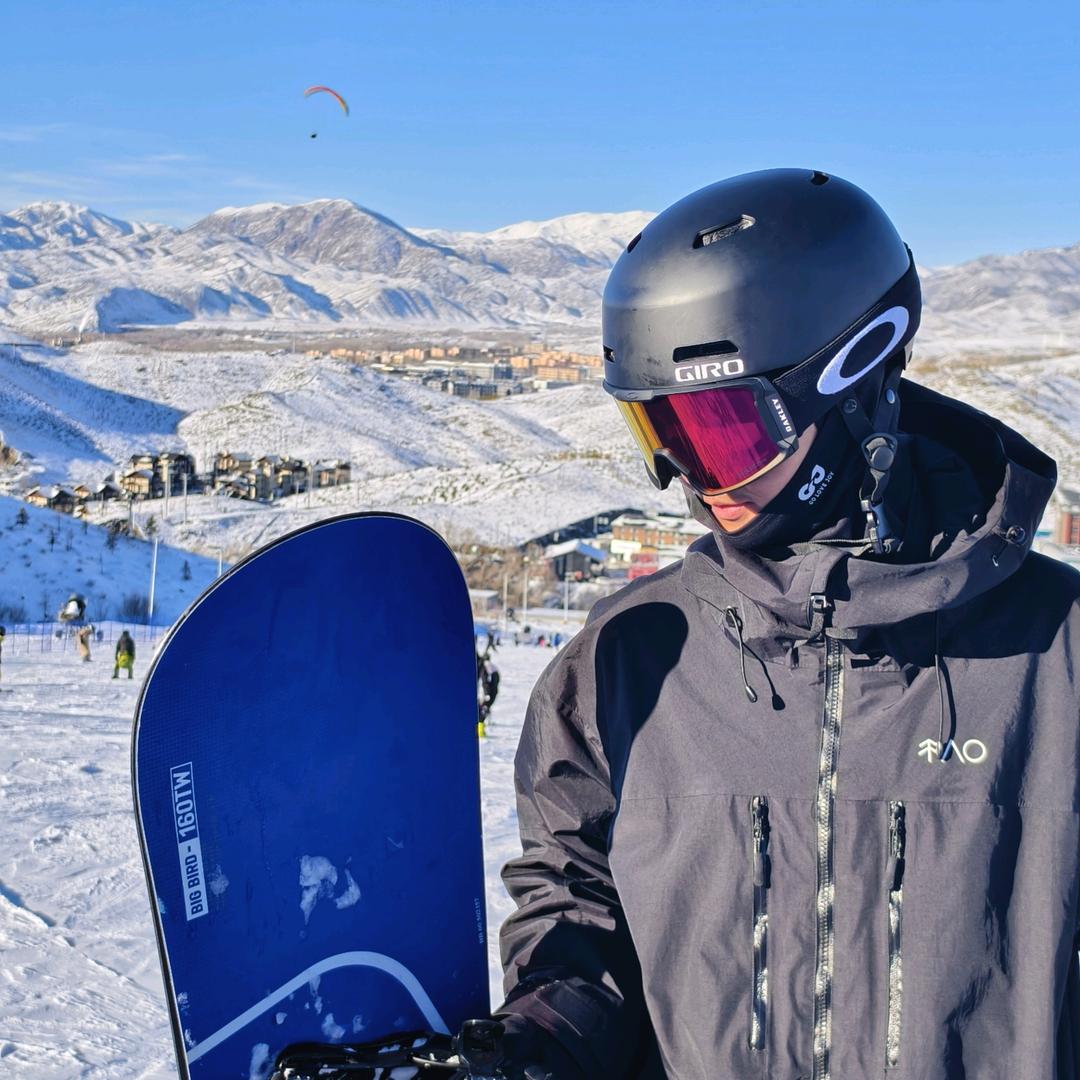 ADON·阿东(新疆将军山可可滑雪约课)