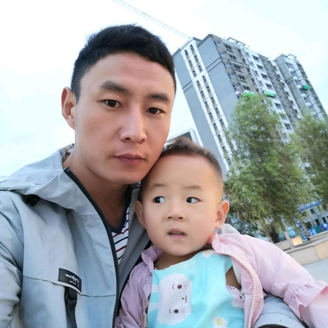na个余某任叔叔