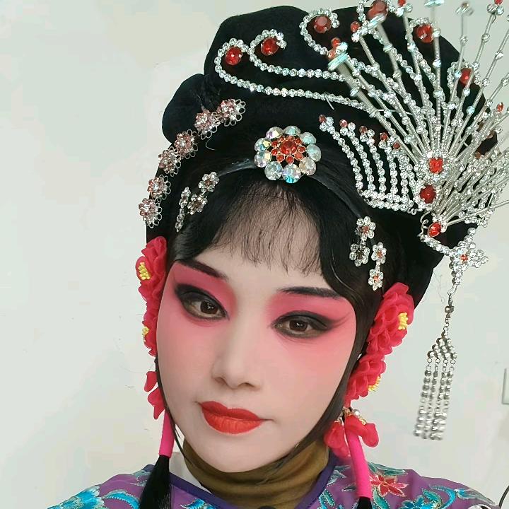天成亚姐