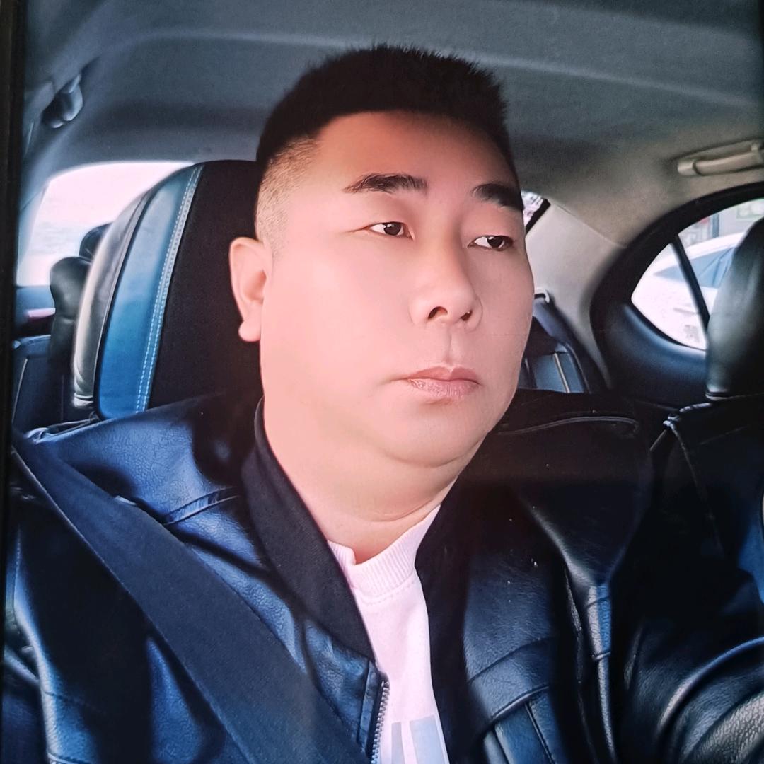 于洪大鹏