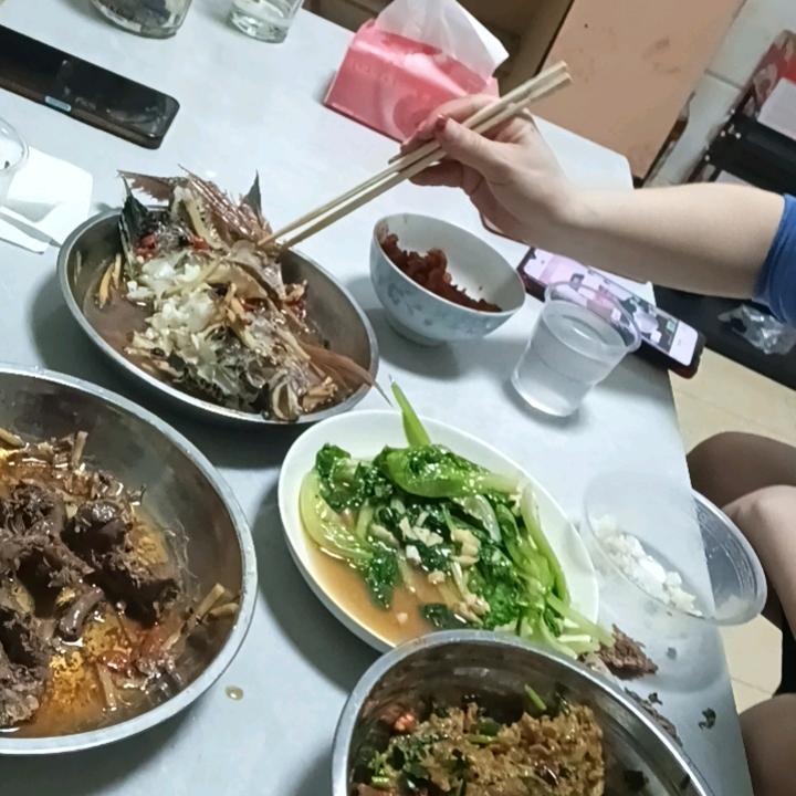 HYZ...Y.AN欢欢💖🐒