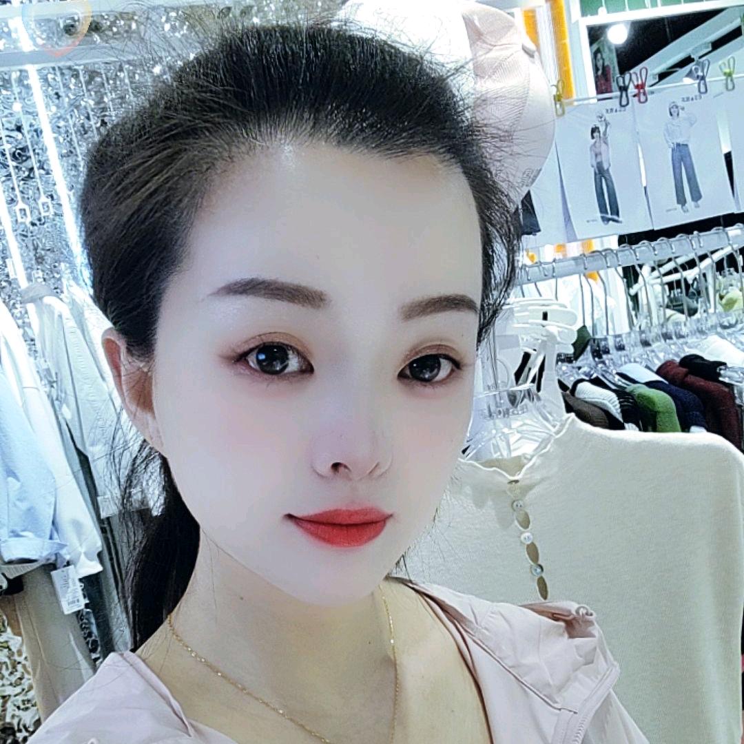 ES&衣彡(孝感店)艳子