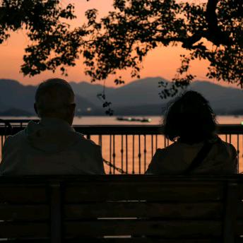 日夜，会照亮你的