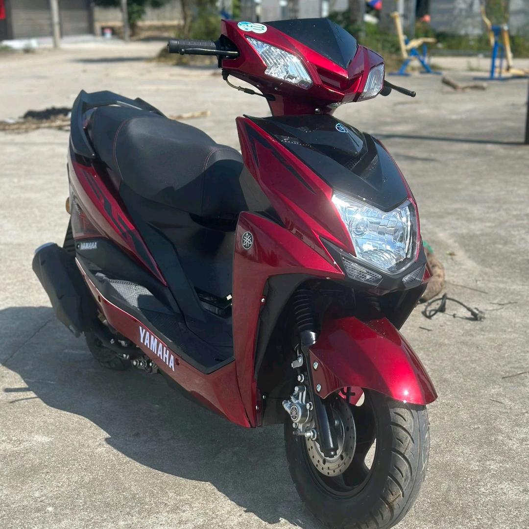 贴瓷砖的喜羊羊