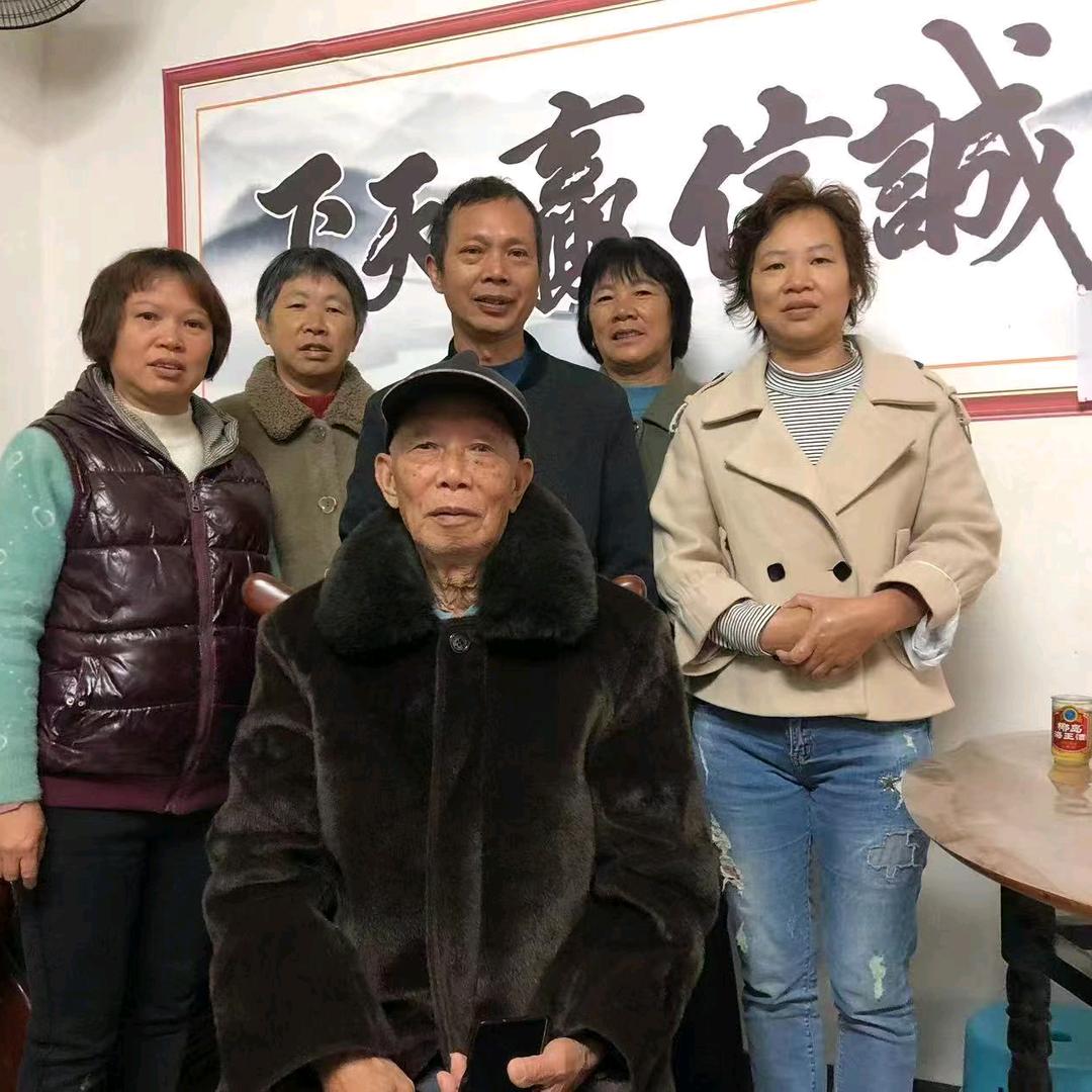 寻找父亲失散的亲人