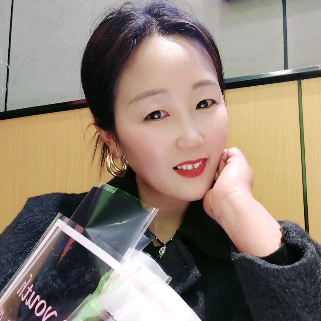 胡家二小姐---凤子