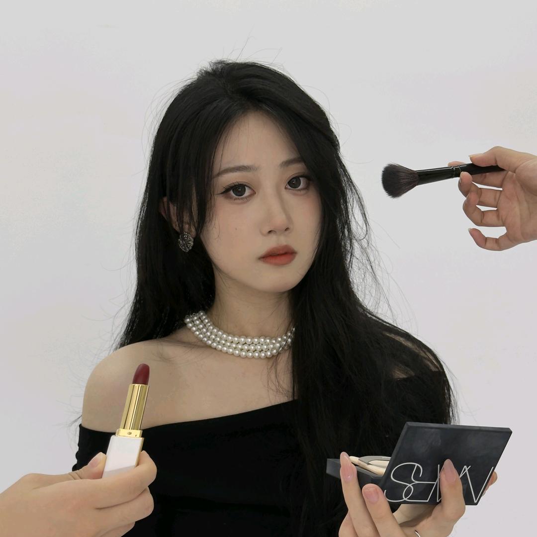 林玥玥Lyy