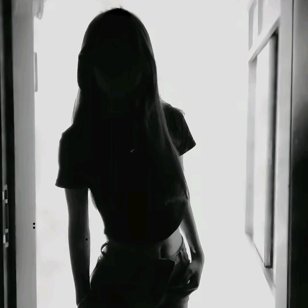 泪痣🖤