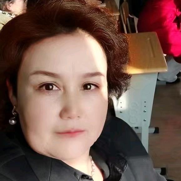 阿米娜.