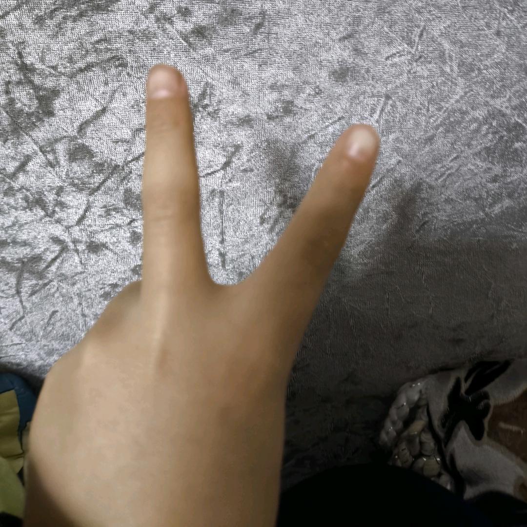 鲍涵悦