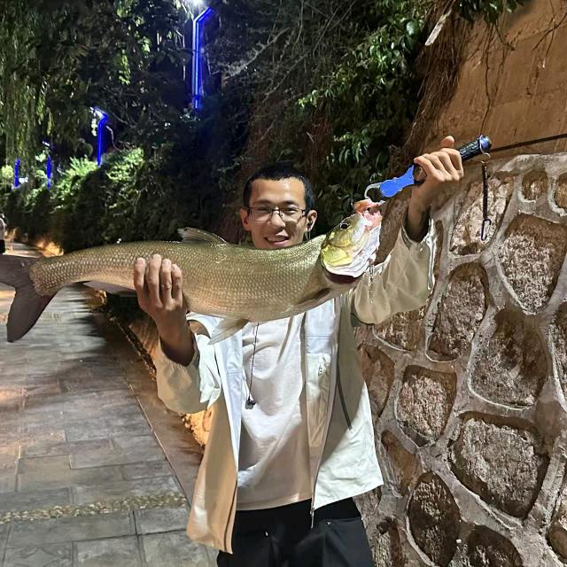 大魔王路亚(魔王）