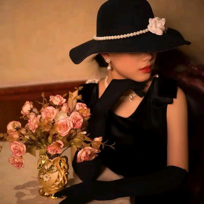 深圳南油女装高定柜