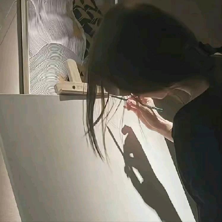 @怡.