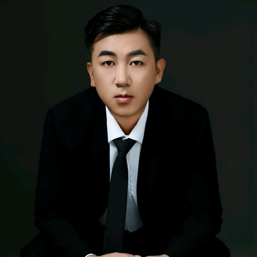 义乌小何房产(课代表)团队