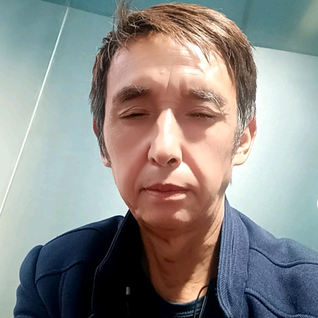 先柏然