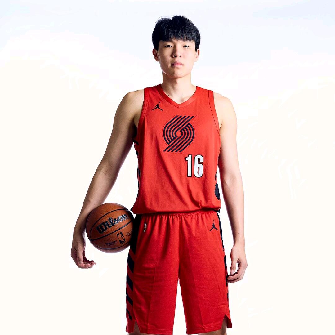 三哥篮球🏀