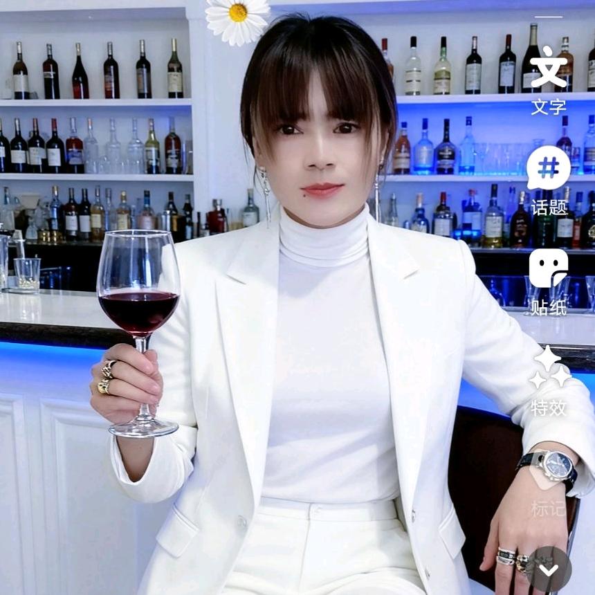 刘 我是一个单身的为了感情伤透心