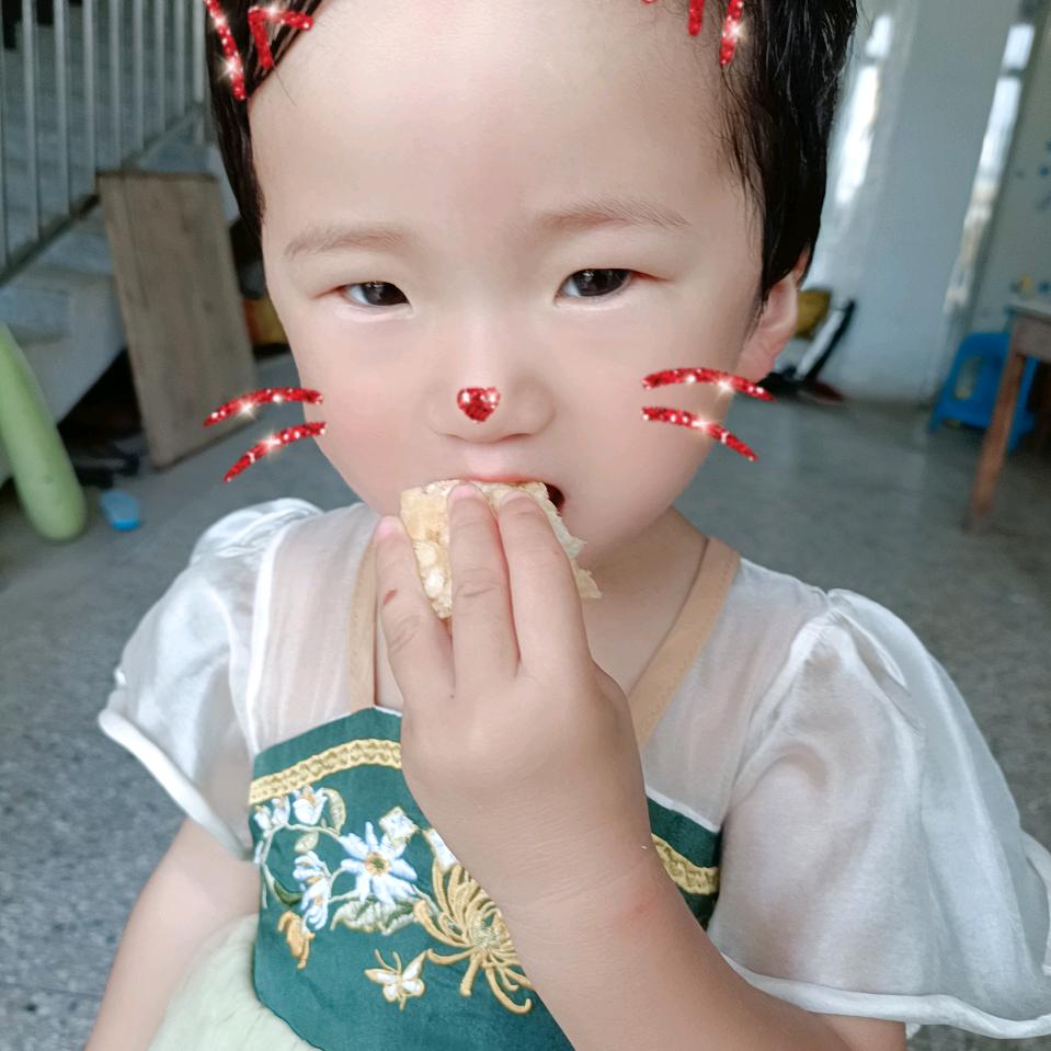 殷巧