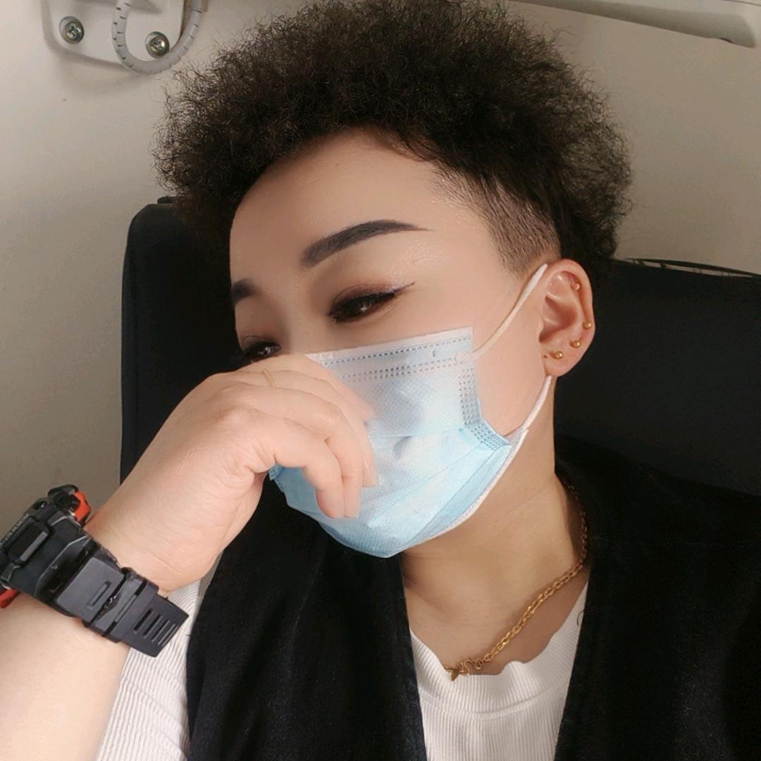 丫♛头（拒绝连赞）