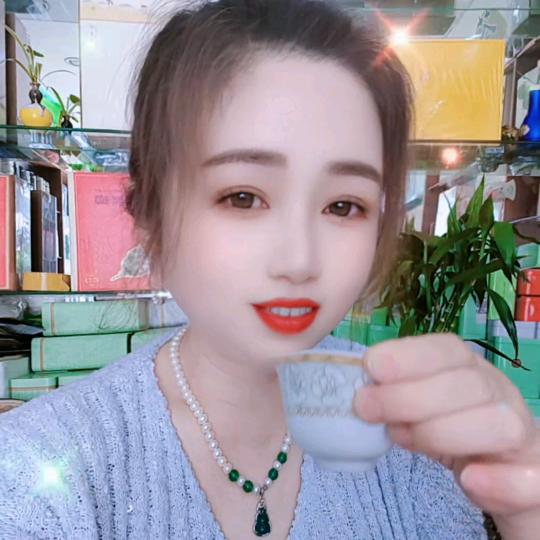 梦里开的茶花🍃
