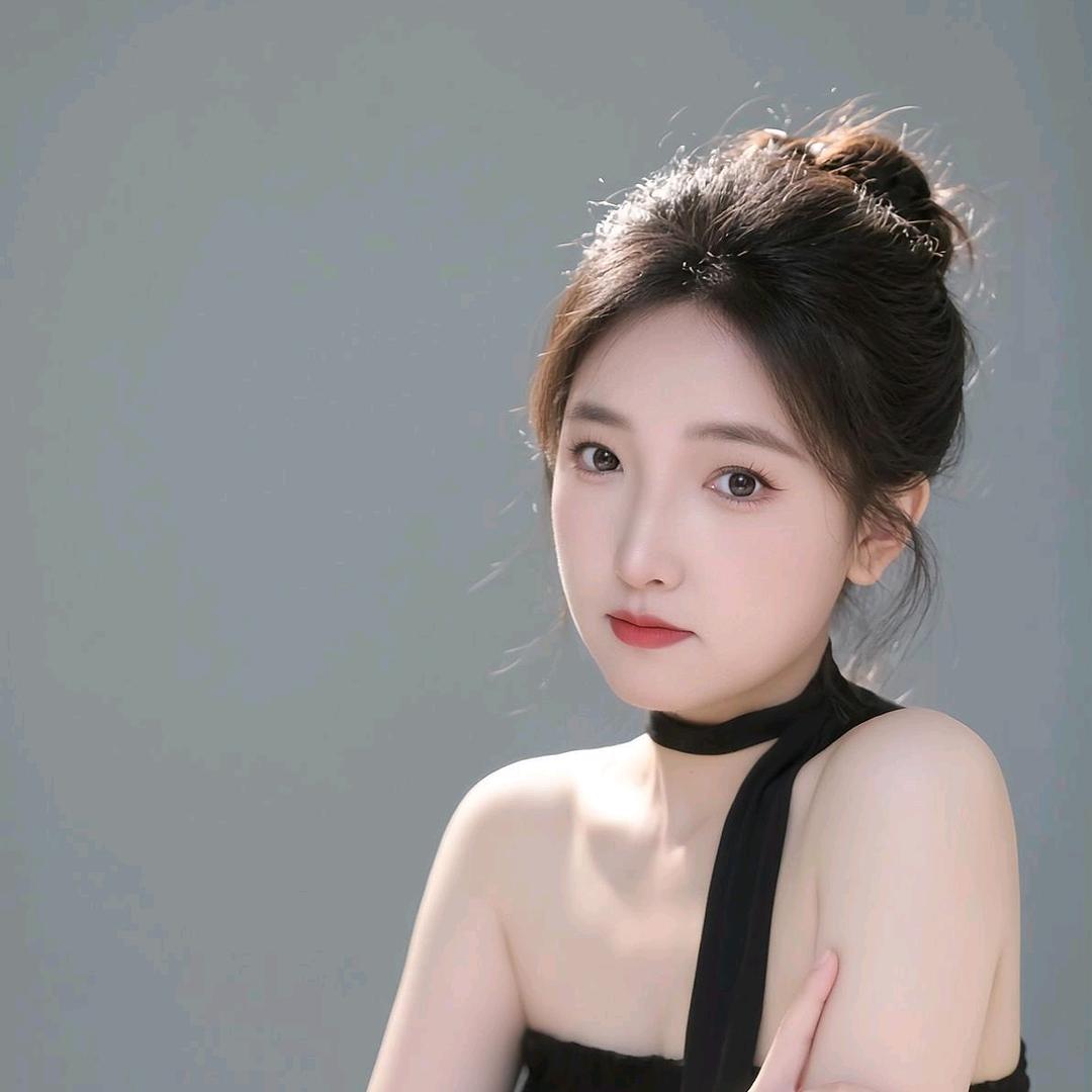 DOPI不脱妆粉底液〖陈伟〗