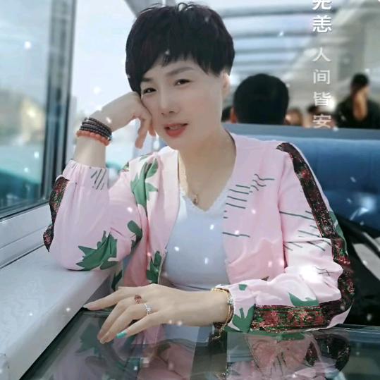 朋诚服饰