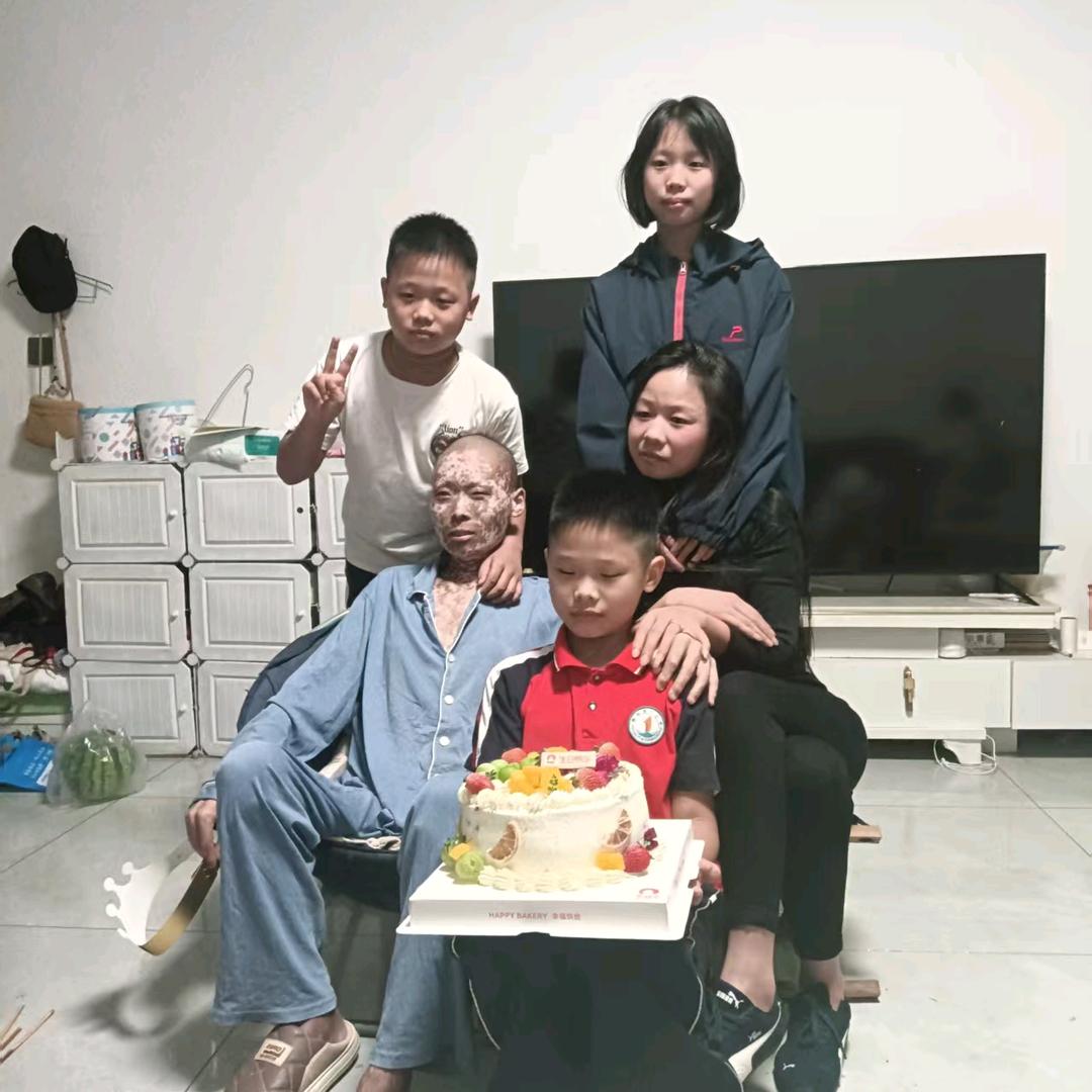 @桃子夫妇