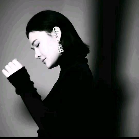 袁艺灵直播精选号