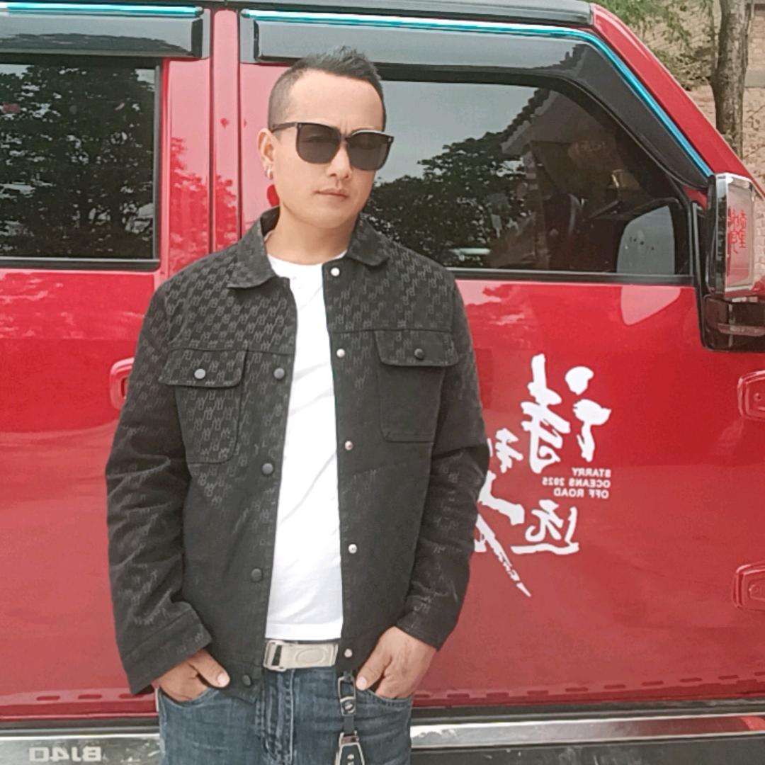 山林从不向四季起誓，枯萎随缘。