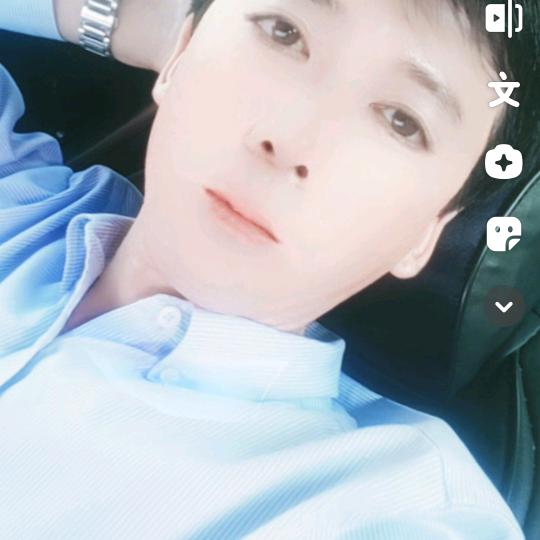 邓👩‍❤️‍👨景星辰
