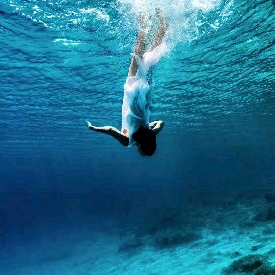 八零后卖鸡蛋小哥