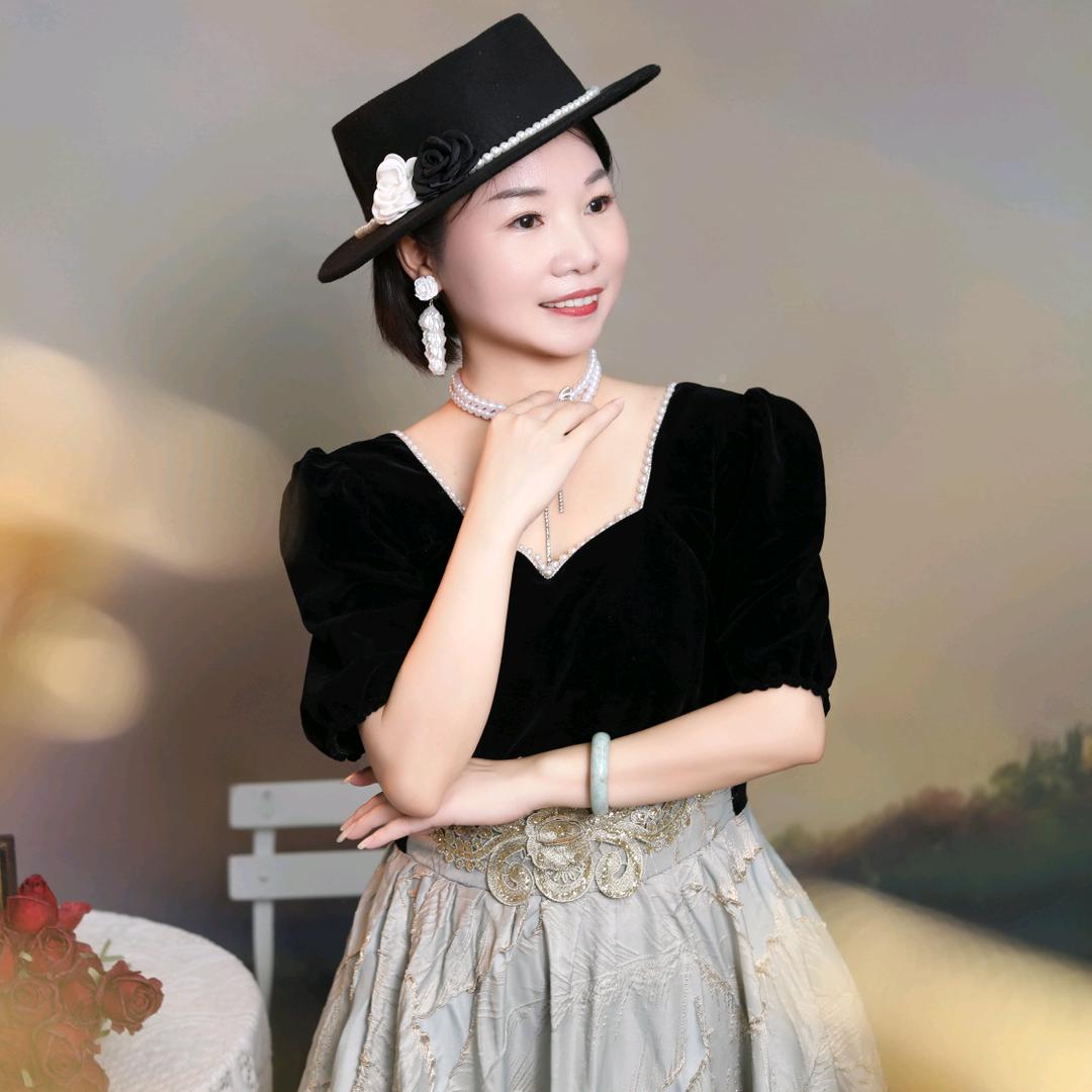 宁玲