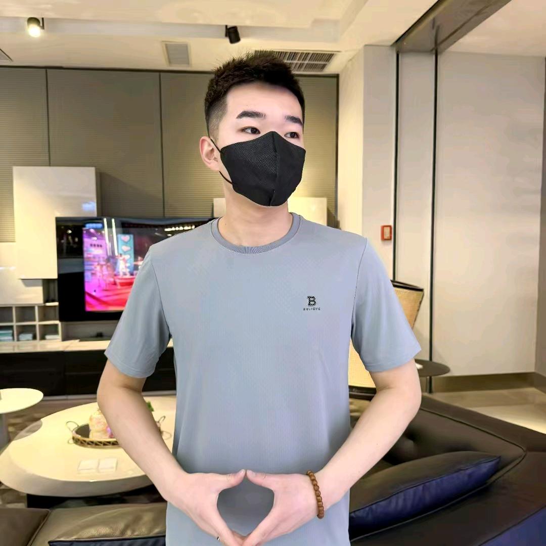 百姓商厦二楼男裤