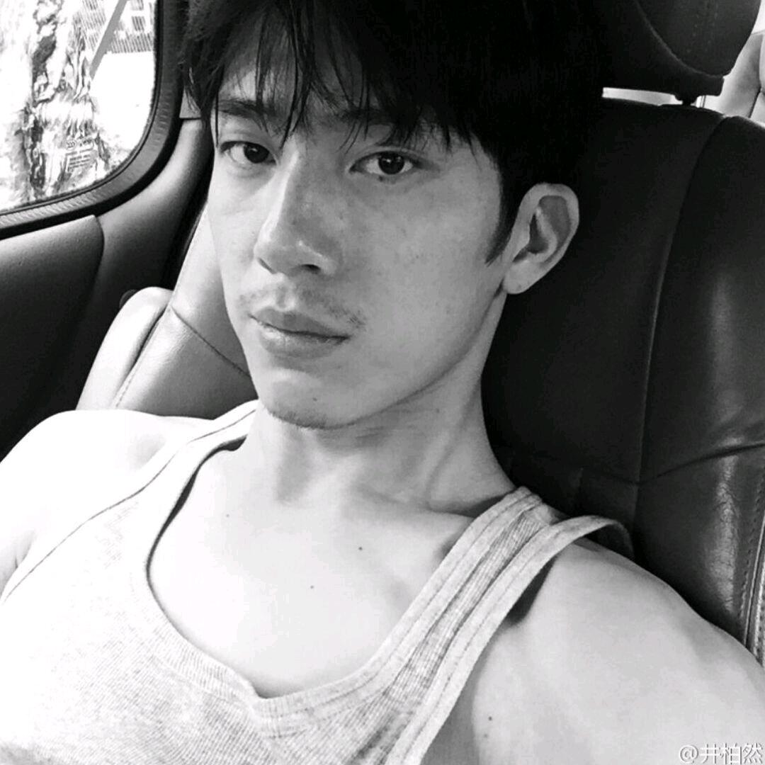 左右