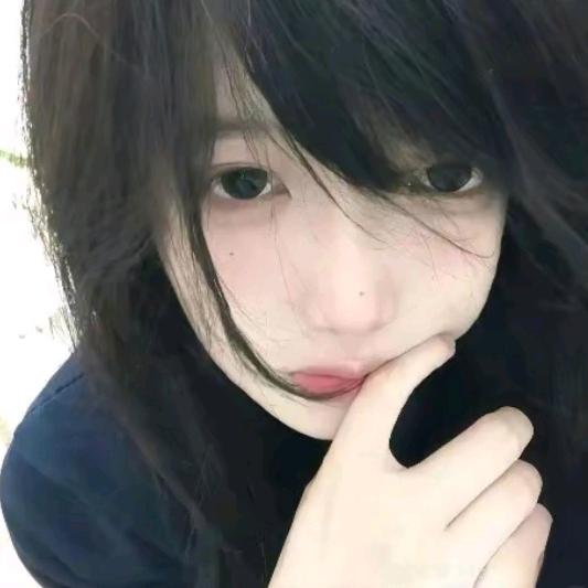 左耳^