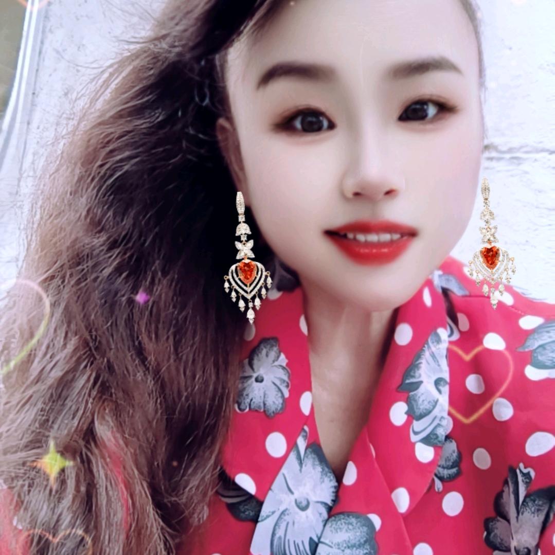 万翠霞单身