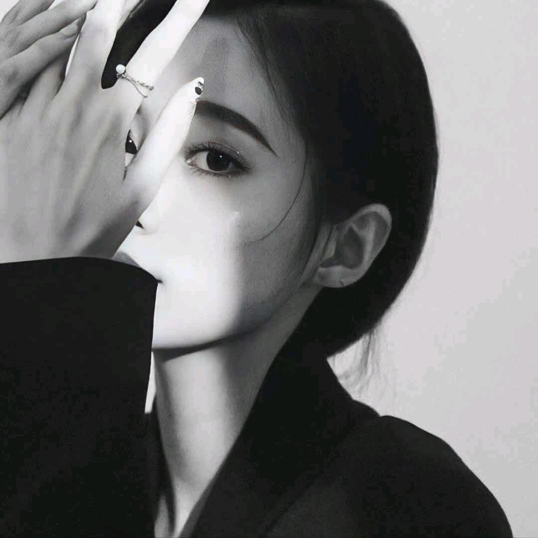 李：Lෆiiೄ೨