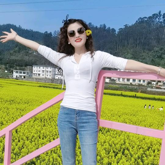 茉莉为谁开？
