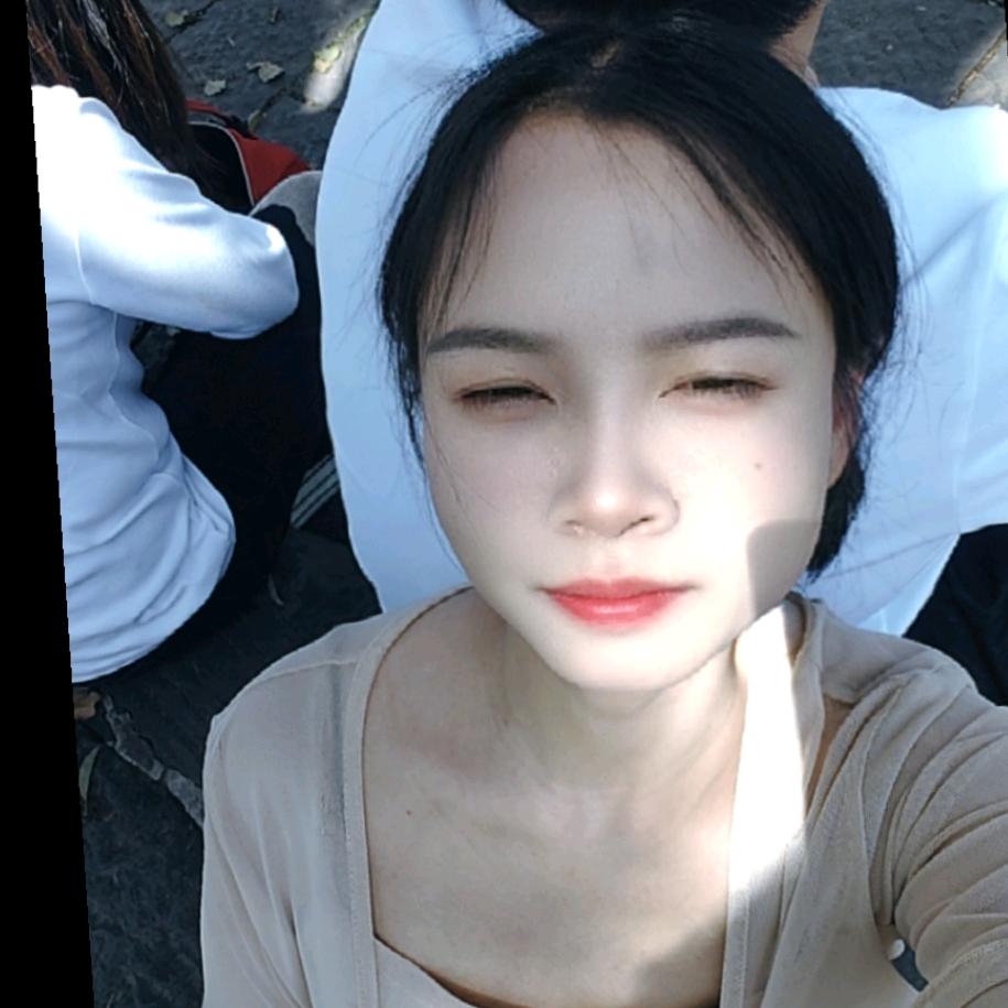 爱吃鱼的喵～
