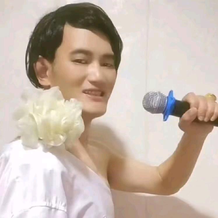 小张🎙爱唱歌