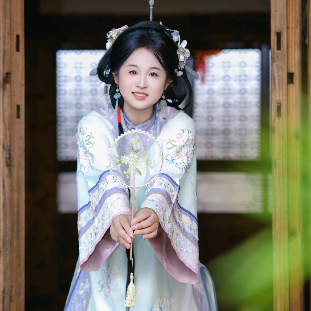 陌上游花
