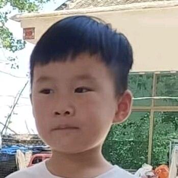 陈家的千金，査家的媳