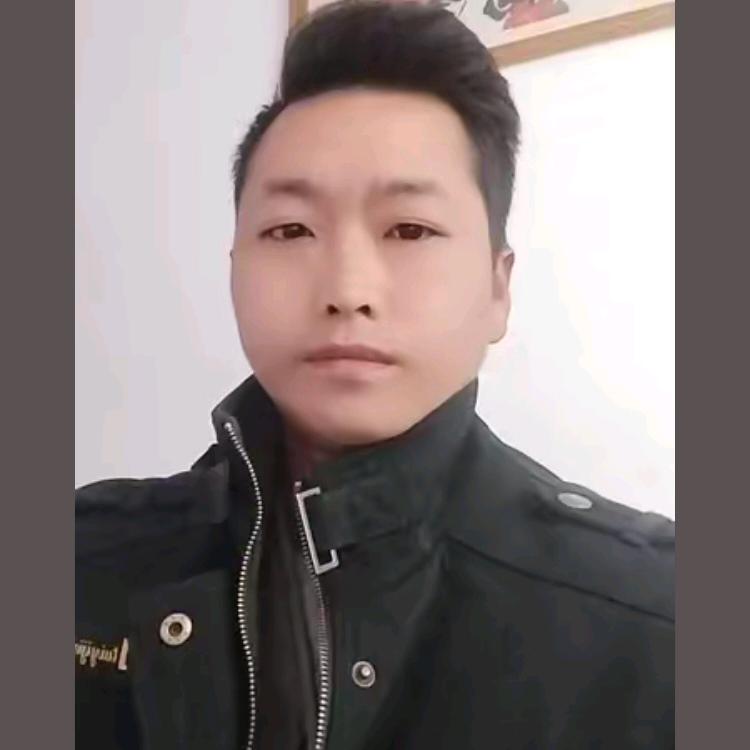 八点半