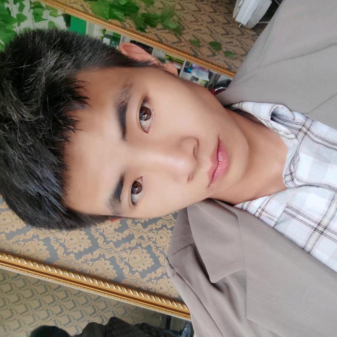 小啊鹏