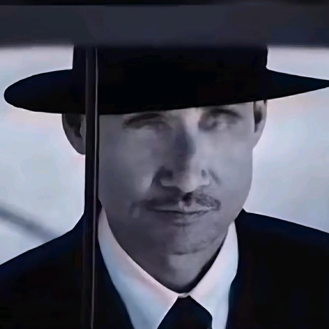 雨夜带🔪不带☔